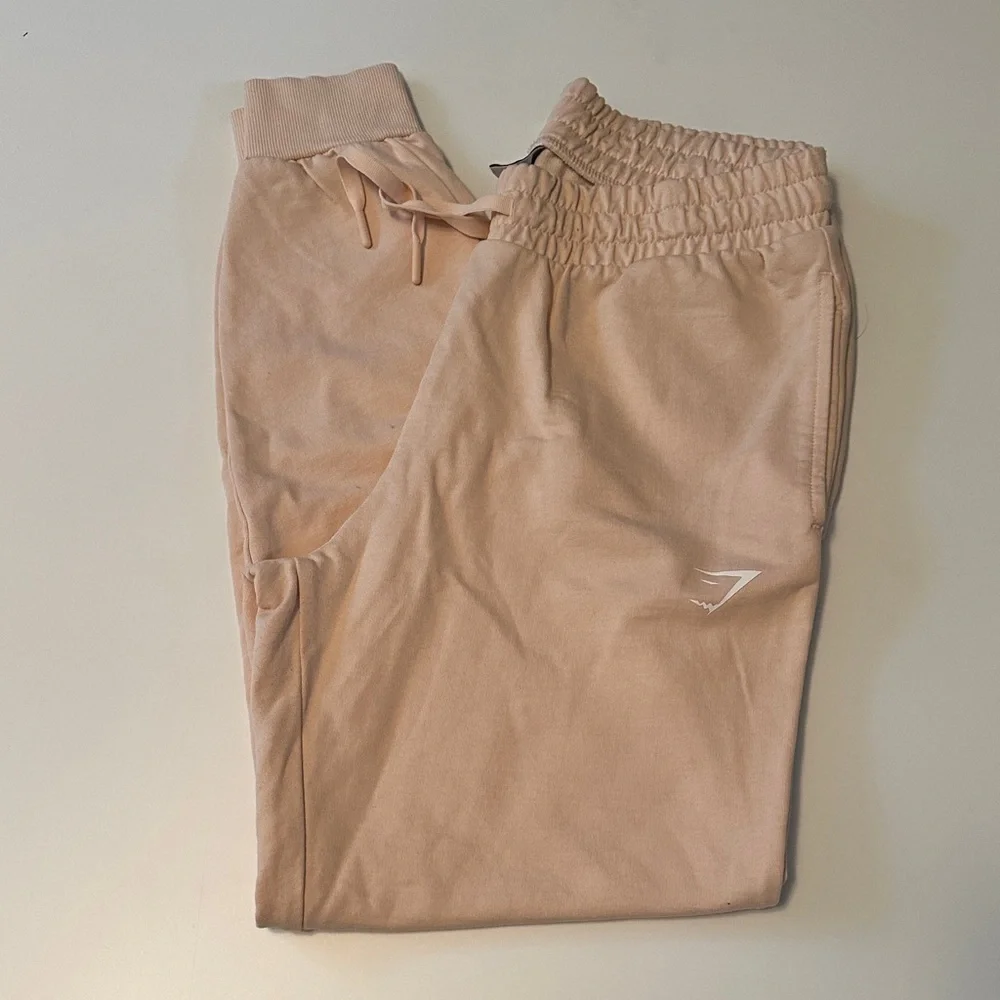 Blush Pink Gymshark Joggers - Picture 1 of 4